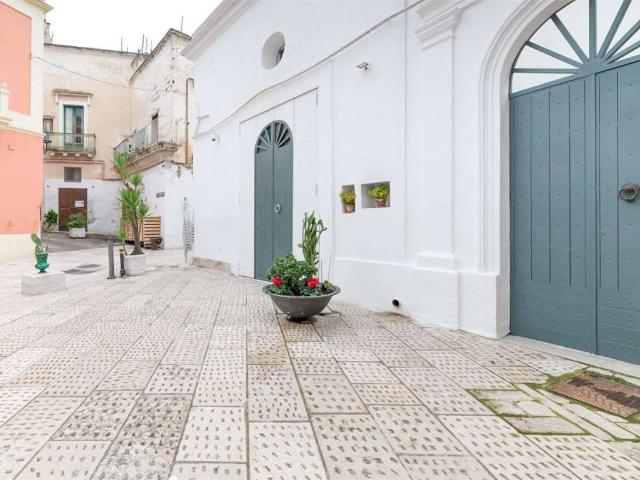 Villa Indipendente in vendita a Grottaglie, Taranto