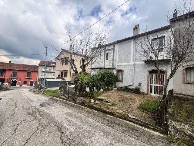 Villa Indipendente in vendita a Terre dell’Ufita, Gesualdo