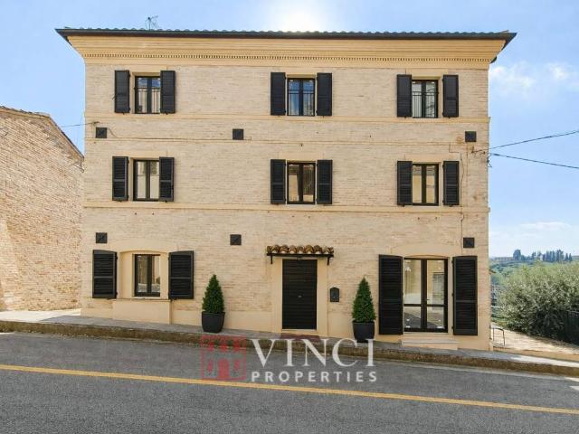 Villa Indipendente in vendita a Marche, Fermo