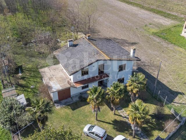 Villa Indipendente in vendita a Gruaro, Veneto