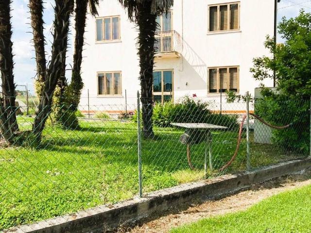 Villa Indipendente in vendita a Gruaro, Veneto