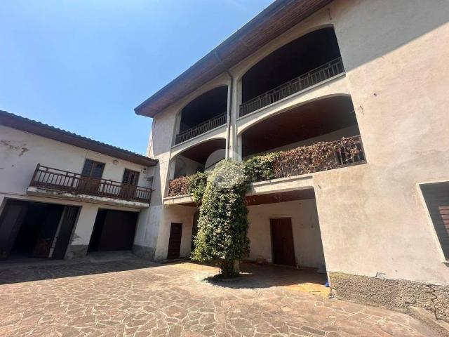 Villa Indipendente in vendita a Grumello Del Monte, Lombardia