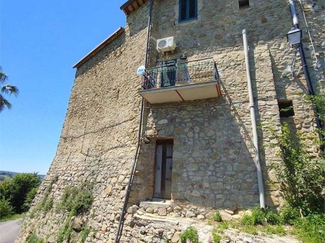 Villa Indipendente in vendita a Gualdo Cattaneo, Umbria