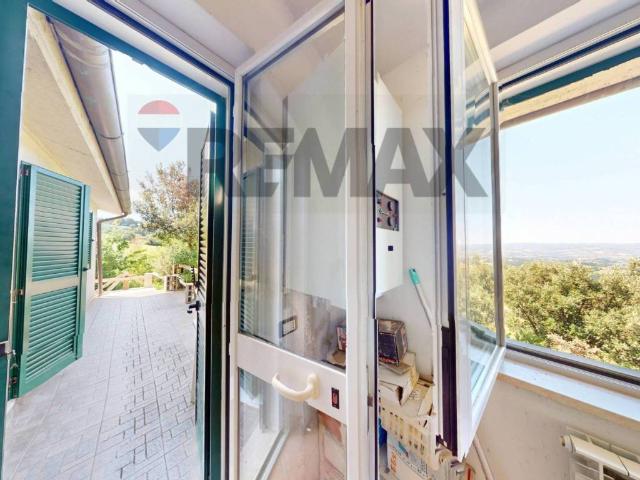 Villa Indipendente in vendita a Gualdo Cattaneo, Umbria