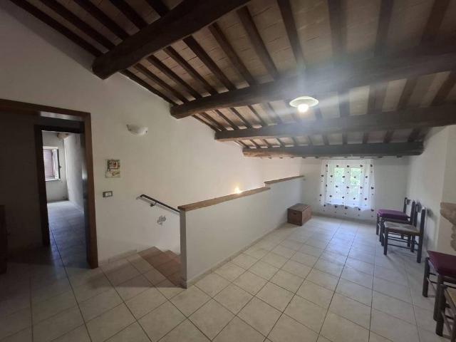 Villa Indipendente in vendita a Gualdo Cattaneo, Umbria