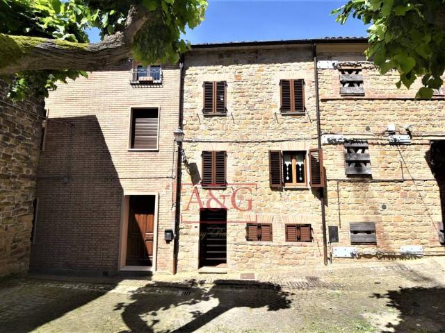 Villa Indipendente in vendita a Marche, Macerata