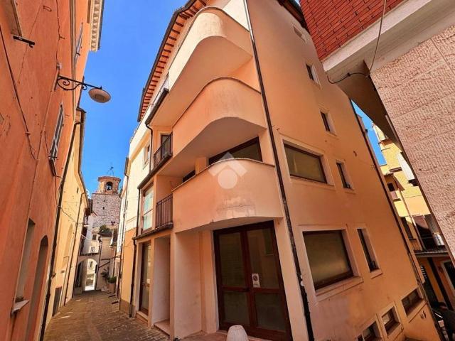 Villa Indipendente in vendita a Gualdo Tadino, Perugia