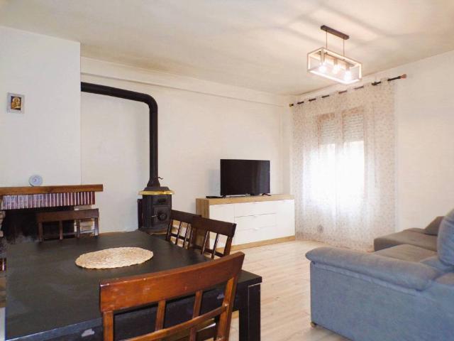 Villa Indipendente in vendita a Gualdo Tadino, Umbria