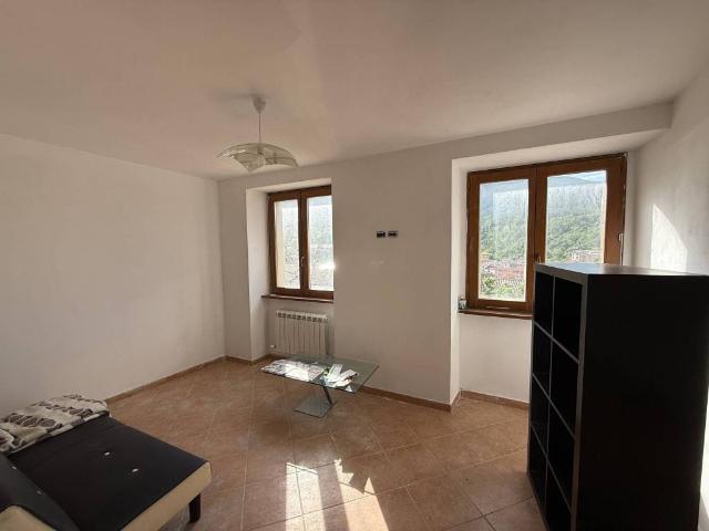 Villa Indipendente in vendita a Gualdo Tadino, Umbria