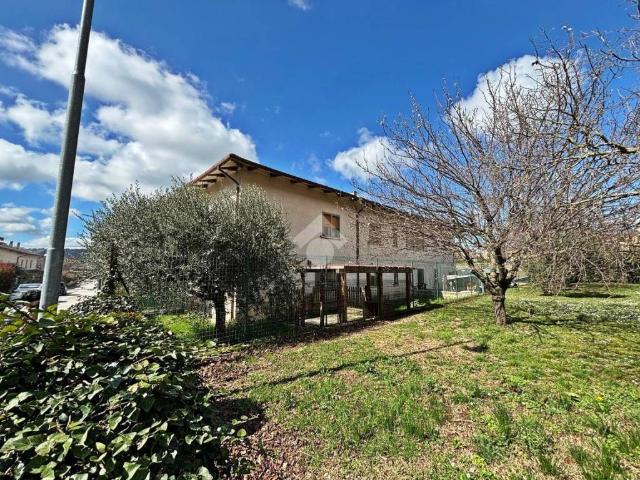 Villa Indipendente in vendita a Gualdo Tadino, Umbria