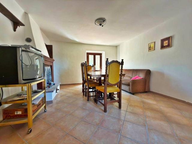 Villa Indipendente in vendita a Valfabbrica, Umbria