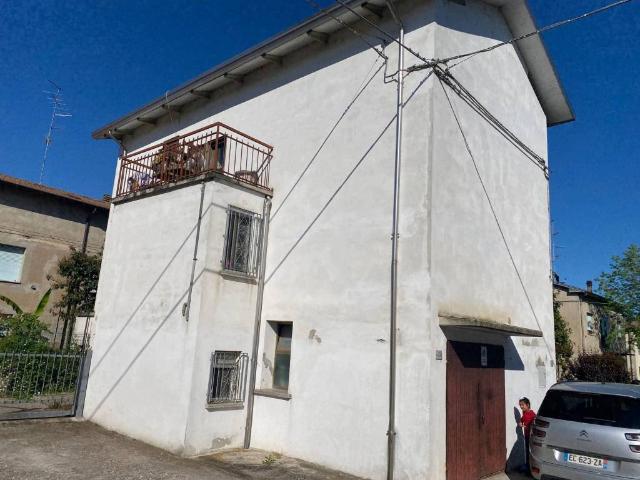 Villa Indipendente in vendita a Bassa Reggiana, Re