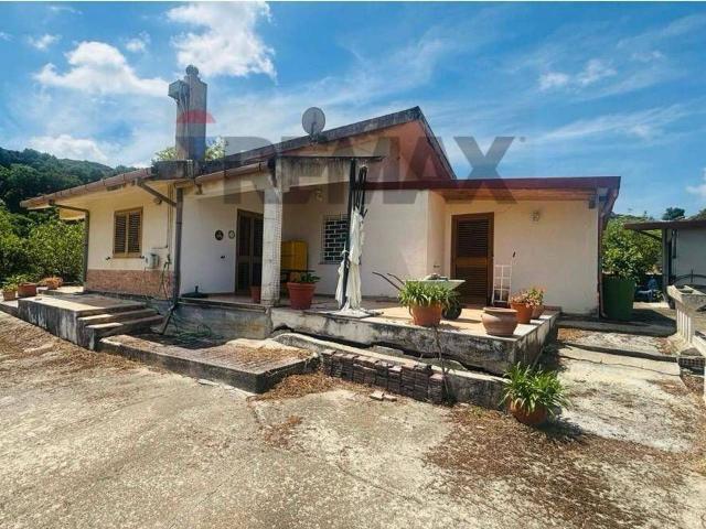 Villa Indipendente in vendita a Soccorso, Gualtieri Sicaminò