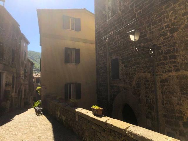Villa Indipendente in vendita a Guarcino, Lazio