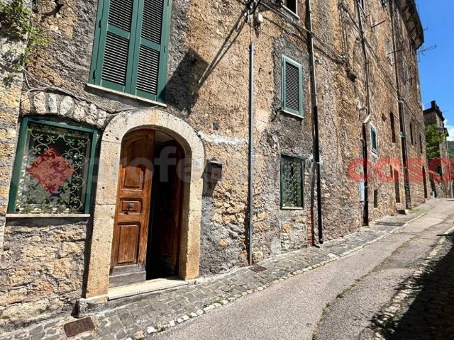 Villa Indipendente in vendita a Guarcino, Lazio
