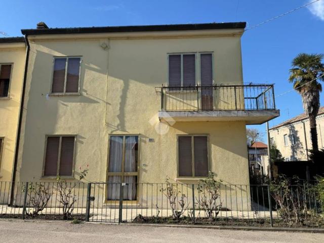 Villa Indipendente in vendita a Guarda Veneta, Veneto