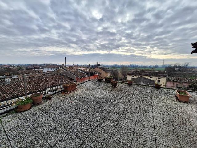 Villa Indipendente in vendita a Guardamiglio, Lombardia