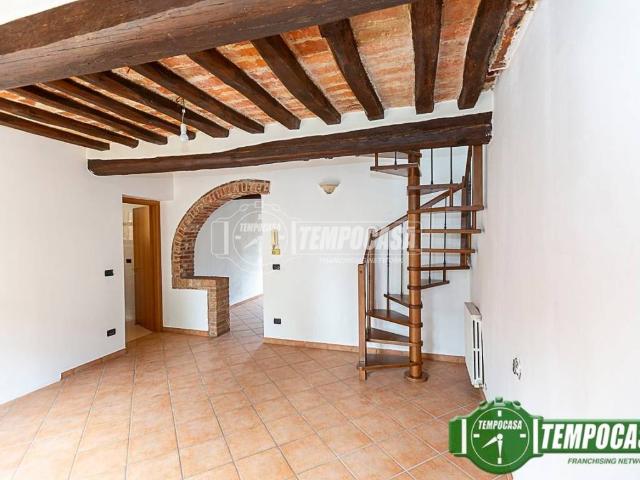 Villa Indipendente in vendita a Guardamiglio, Lombardia