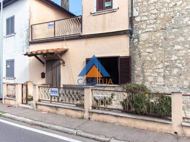 Villa Indipendente in vendita a Guardea, Umbria