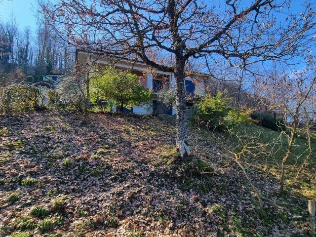 Villa Indipendente in vendita a Guardia Lombardi, Campania