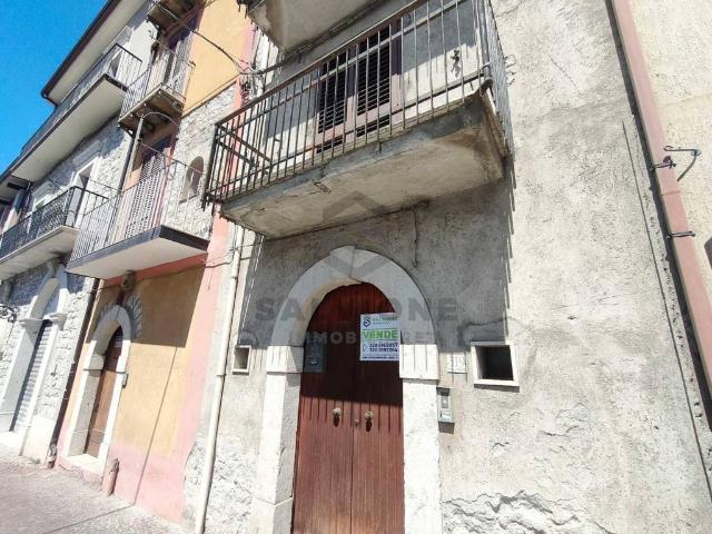 Villa Indipendente in vendita a Guardia Sanframondi, Campania