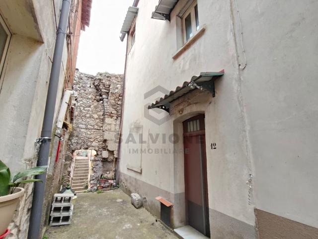 Villa Indipendente in vendita a Guardia Sanframondi, Campania