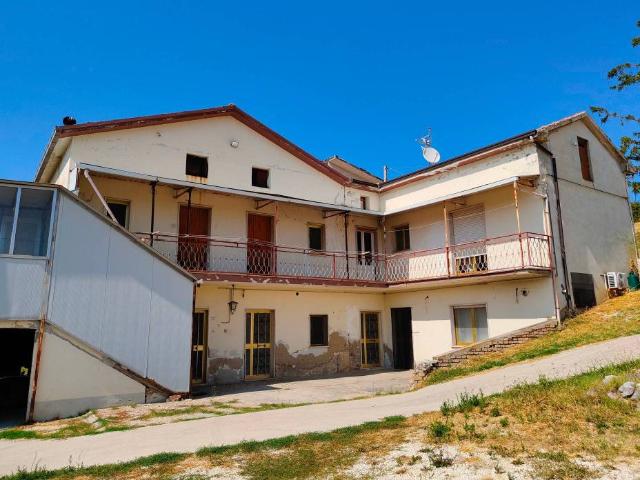 Villa Indipendente in vendita a Guardiagrele, Abruzzo