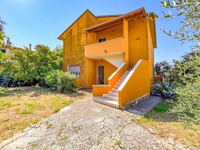 Villa Indipendente in vendita a Guardistallo, Toscana