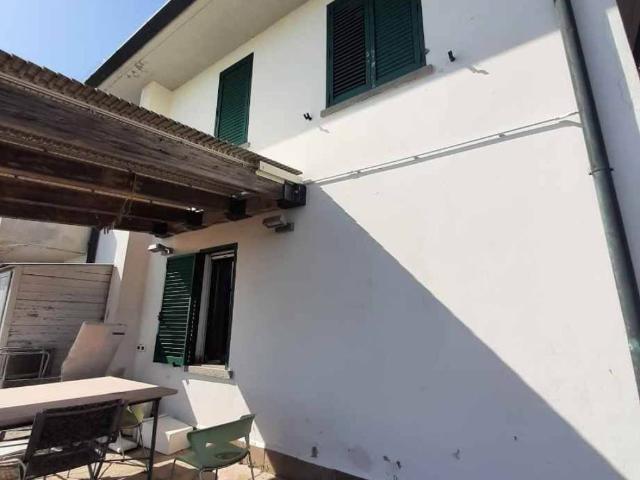 Villa Indipendente in vendita a Guardistallo, Toscana