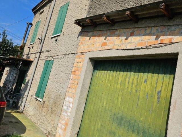 Villa Indipendente in vendita a Bassa Reggiana, Re