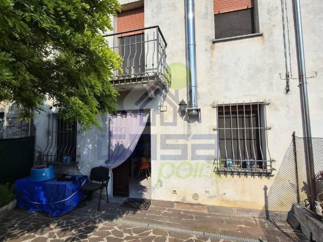 Villa Indipendente in vendita a Bassa Reggiana, Re