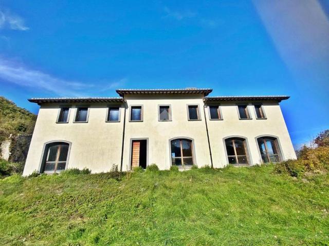Villa Indipendente in vendita a Gubbio, Umbria
