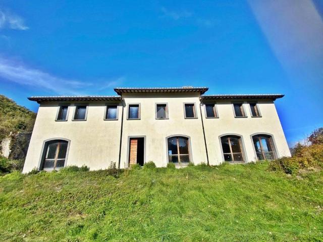 Villa Indipendente in vendita a Gubbio, Umbria