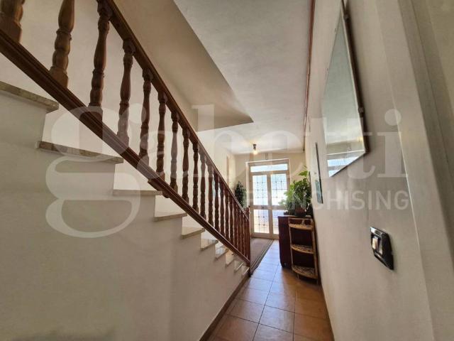 Villa Indipendente in vendita a Gubbio, Umbria