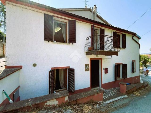Villa Indipendente in vendita a Semonte Castello, Gubbio