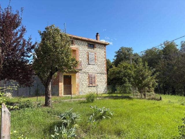 Villa Indipendente in vendita a Gubbio, Umbria