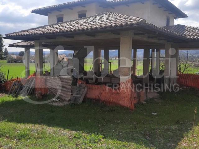 Villa Indipendente in vendita a Semonte Castello, Gubbio