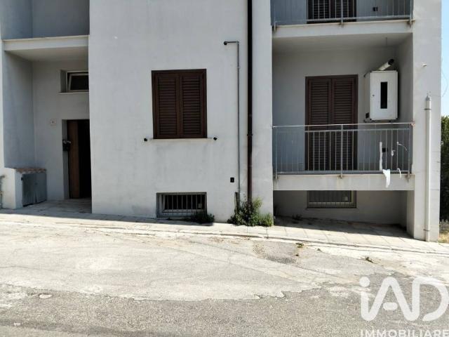 Villa Indipendente in vendita a Guglionesi, Molise