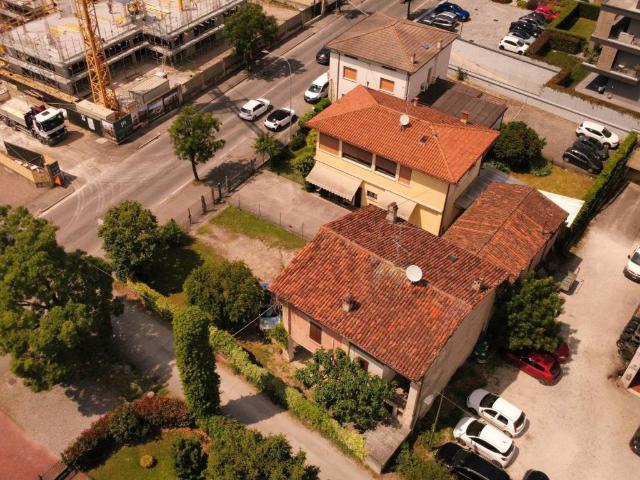 Villa Indipendente in vendita a Sale, Gussago