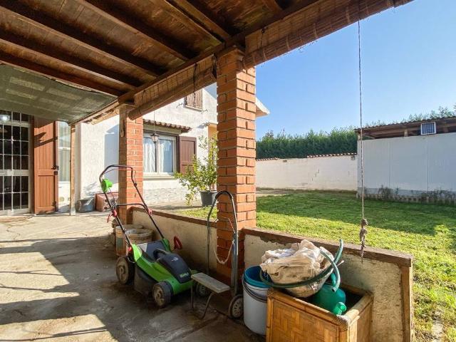 Villa Indipendente in vendita a Gussola, Lombardia