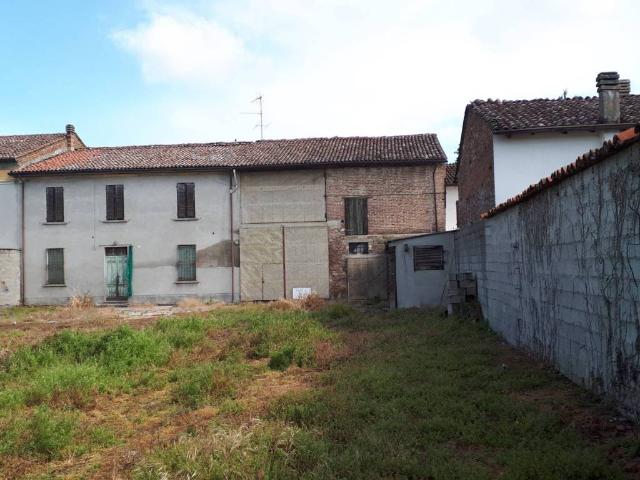 Villa Indipendente in vendita a Gussola, Lombardia