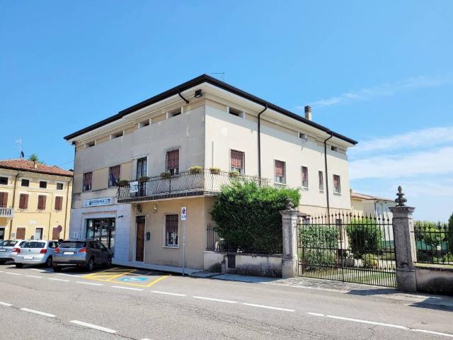 Villa Indipendente in vendita a Illasi, Veneto
