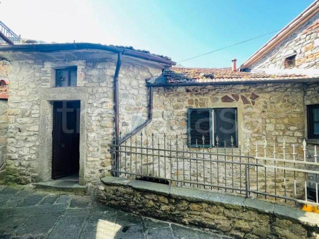 Villa Indipendente in vendita a Unione di comuni Montana Lunigiana, Comano