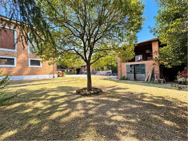 Villa Indipendente in vendita a Ospedaliera Nuova, Imola