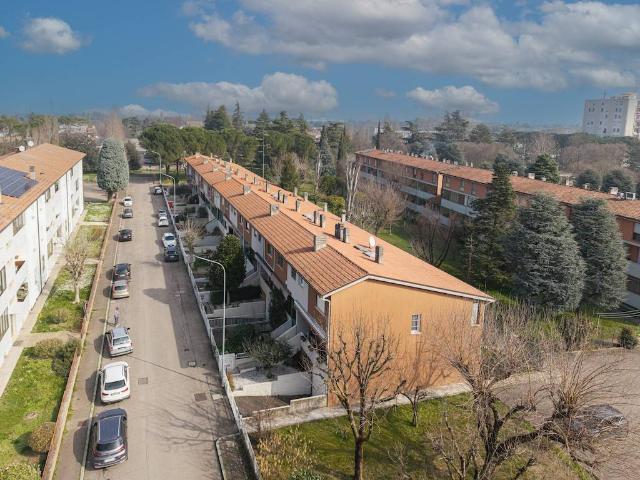 Villa Indipendente in vendita a Nuovo Circondario Imolese, Imola