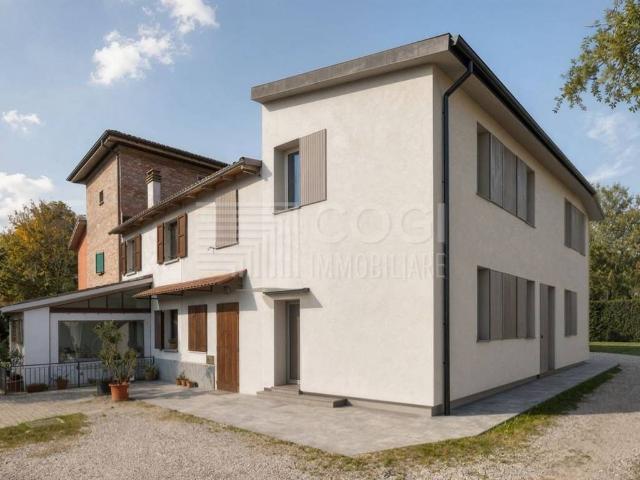 Villa Indipendente in vendita a Nuovo Circondario Imolese, Imola
