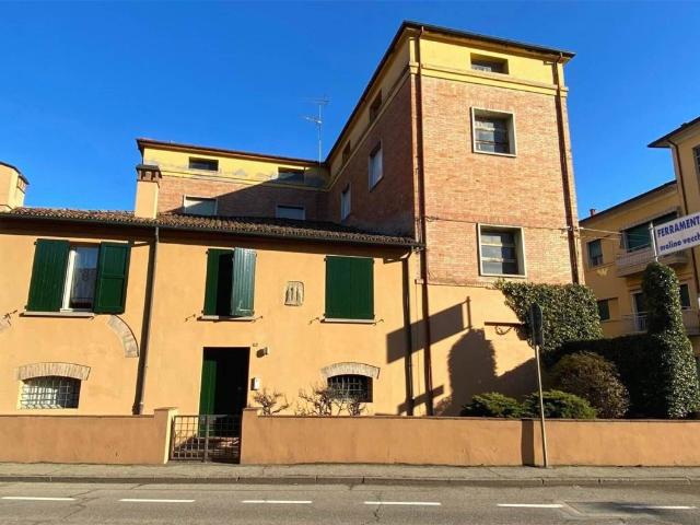 Villa Indipendente in vendita a Nuovo Circondario Imolese, Imola