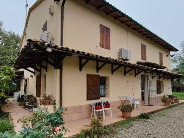 Villa Indipendente in vendita a Unione dei comuni della Bassa Romagna, Massa Lombarda