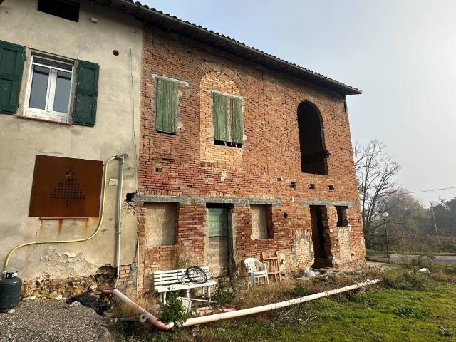 Villa Indipendente in vendita a Nuovo Circondario Imolese, Imola
