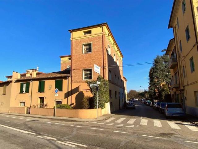 Villa Indipendente in vendita a Nuovo Circondario Imolese, Imola